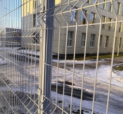 Cетка 3d пруток 4,8мм, яч.50х200мм, 3000х2430мм, RAL 7040 серое окно Defen